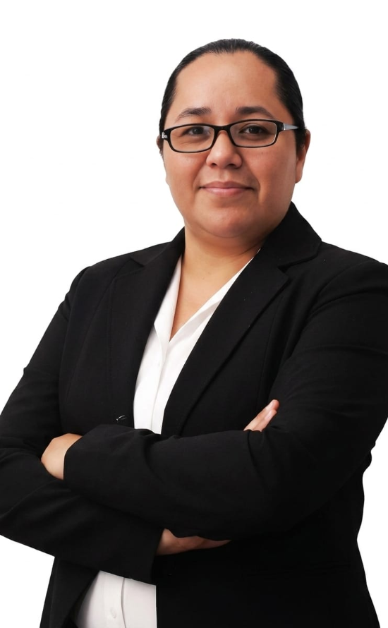DRA. C.E. CINTHYA LIZBETH RUIZ BUGARÍN