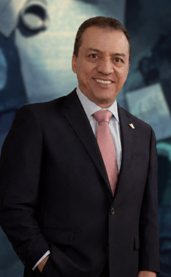 Mtro. Fernando Ramírez Flores
