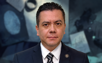 Dr. César Raul González Vaca