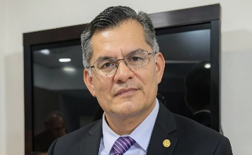 DR. JORGE MIRANDA FLORES